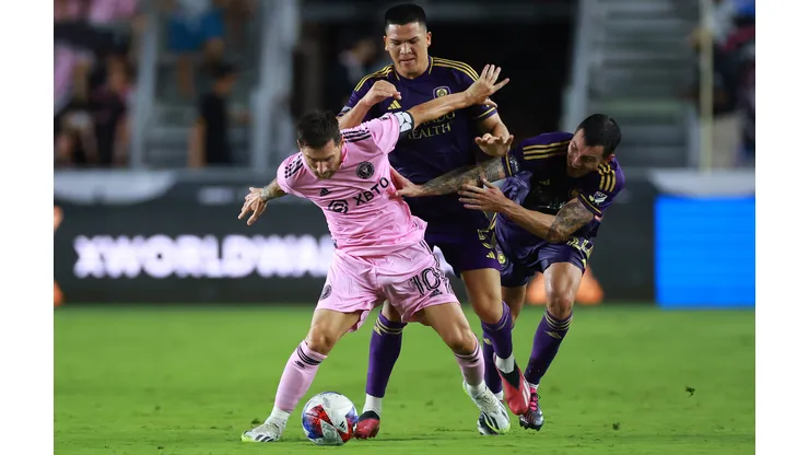 La 'Pulga' recibió amarilla contra Orlando City y estuvo cerca de ver la tarjeta roja.