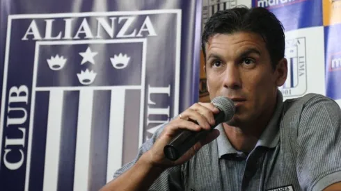 ¿Cómo juegan usualmente los equipos de Mauricio Larriera?