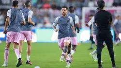 Lionel Messi, en el calentamiento ante Orlando City antes de la lluvia.