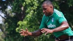 El delantero ecuatoriano reveló lo que tuvo que dejar para llegar a Emelec