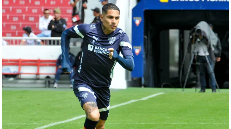 Paolo Guerrero sueña debutar con triunfo junto a LDU Quito