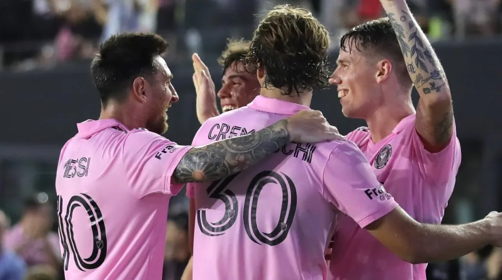 Lionel Messi Benjamin Cremaschi Robert Taylor