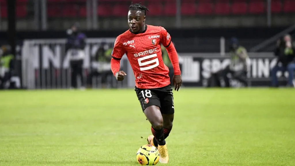 Jeremy Doku, el apuntado por Guardiola para reemplazar a Mahrez.