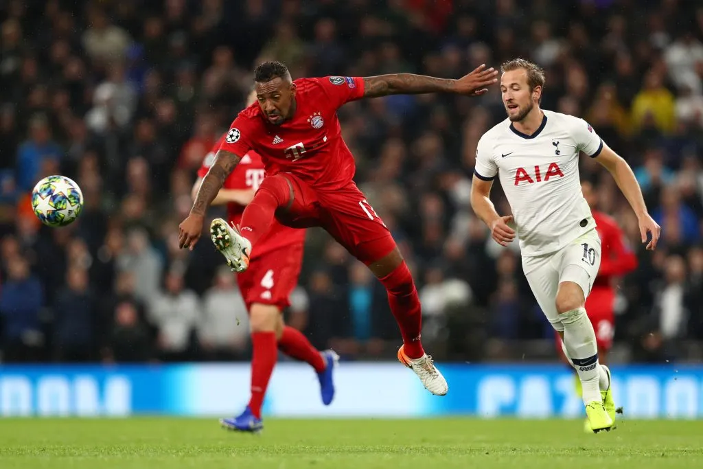 En 2019 se enfrentaron en Champions League, y ahora Harry Kane sería compañero con Boateng