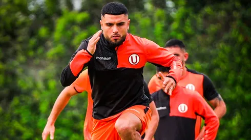 Universitario y Rodrigo Ureña.
