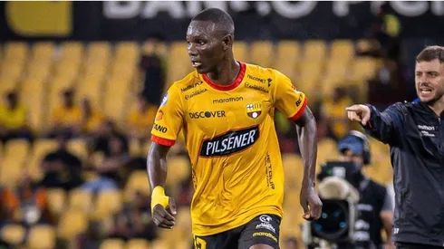 Janner Corozo podría salir de Barcelona luego de tres temporadas.