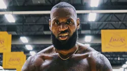 LeBron James con Los Angeles Lakers en la NBA.