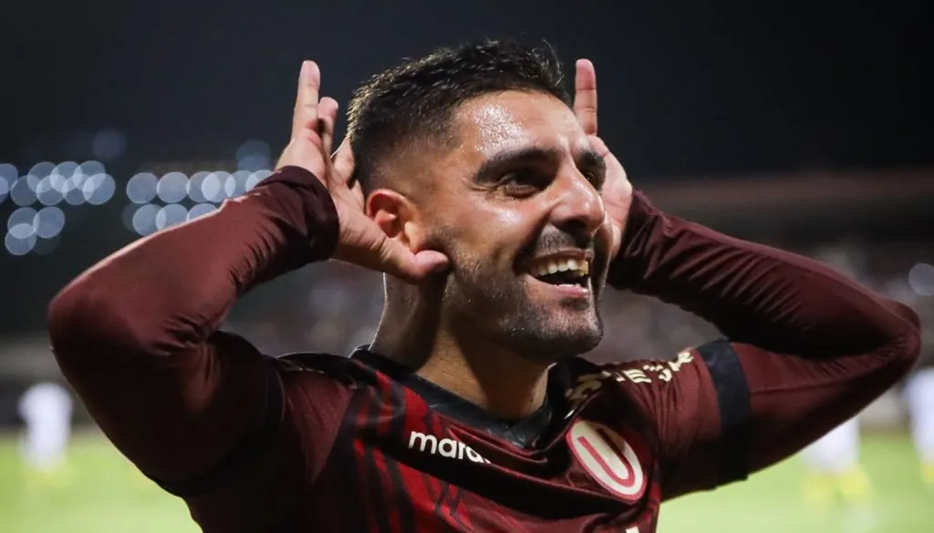 Urruti festejando un gol con Universitario. (Foto: Universitario Prensa)