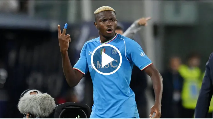 Víctor Osimhen piensa demandar al Napoli por sentirse ridiculizado en dos videos que el club publicó en su cuenta oficial de TikTok. Getty Images.