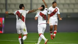 LIMA, PERU - SEPTEMBER 05: Christian Cueva (C) of Peru celebrates with teammates Gianluca Lapadula (L) and Edison Flores (R) after scoring the first goal of his team during a match between Peru and Venezuela as part of South American Qualifiers for Qatar 2022 at Estadio Nacional de Lima on September 05, 2021 in Lima, Peru. (Photo by Ernesto Benavides - Pool/Getty Images)