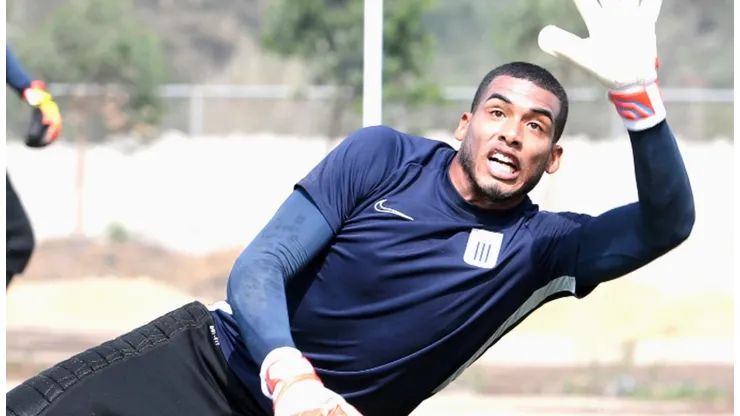 Steven Rivadeneyra recurrió al soporte psicológico por descender con Alianza Lima