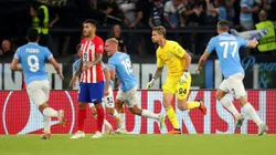 Fue infracción sobre Ángel Correa en la jugada que la Lazio empató el partido con el Atlético de Madrid. Getty Images.