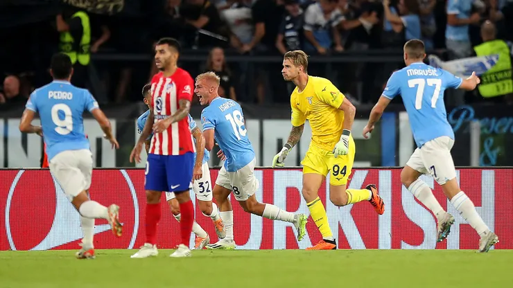 Fue infracción sobre Ángel Correa en la jugada que la Lazio empató el partido con el Atlético de Madrid. Getty Images.