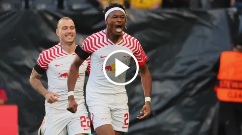 Simakan marcó el primer gol de la fase de grupos de la Champions.