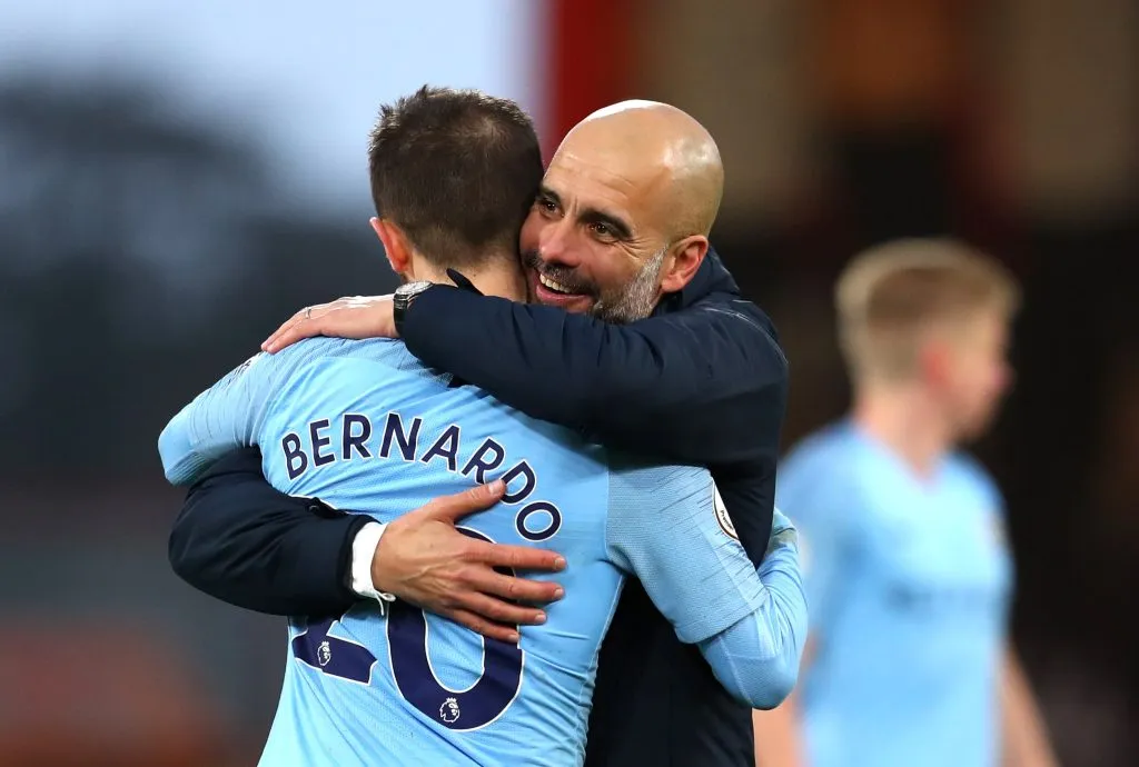 Bernardo Silva y Pep Guardiola tienen una relación muy estrecha. (Photo by Catherine Ivill/Getty Images)