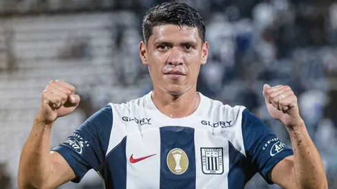 Jesús Castillo recibió enorme patada y sería una baja de consideración