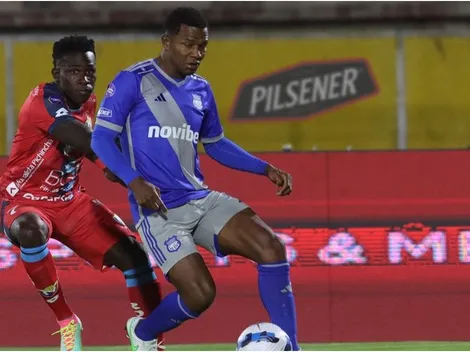 Emelec empata y sigue muy cerca de puestos de descenso