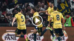 El festejo de Retegui con sus compañeros.