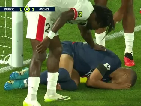 Alarma en PSG: Mbappé sufre fuerte choque con el arco de Niza (VIDEO)