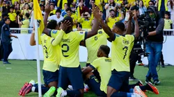 QUITO, ECUADOR - SEPTEMBER 12: Felix Torres of Ecuador celebrates with teammates after scoring the team's first goal during a FIFA World Cup 2026 Qualifier match between Ecuador and Uruguay at Estadio Rodrigo Paz Delgado on September 12, 2023 in Quito, Ecuador. (Photo by Franklin Jacome/Getty Images)