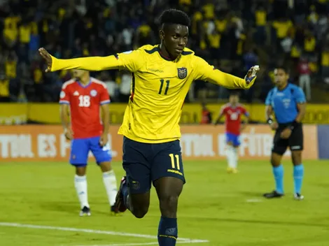 (VIDEO) Allen Obando le anotó un golazo a Javier Burrai