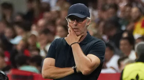 Lyon reemplazaría a Laurent Blanc con otro campeón del mundo