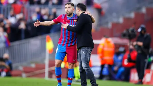 La despedida del DT al lateral.