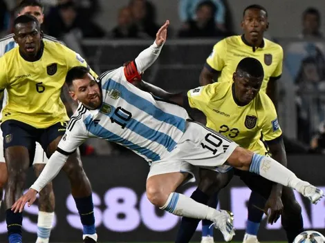 Moisés Caicedo no se achicó y así le quitó la pelota Messi