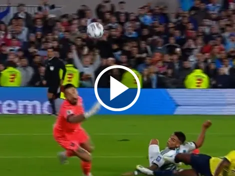 ¡Al palo! Lautaro estuvo a centímetros de abrir la cuenta para Argentina ante Ecuador