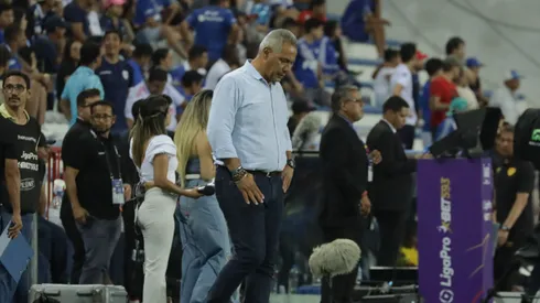 El DT de Emelec recuperó a un delantero para su ataque
