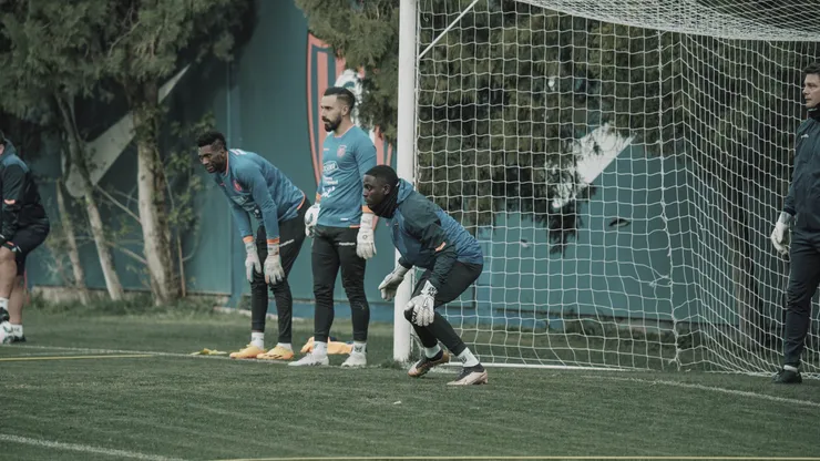 Este sería el arquero titular ante Argentina.