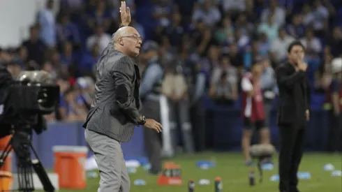 El DT respondió a la posibilidad de llegar a otro equipo en Ecuador
