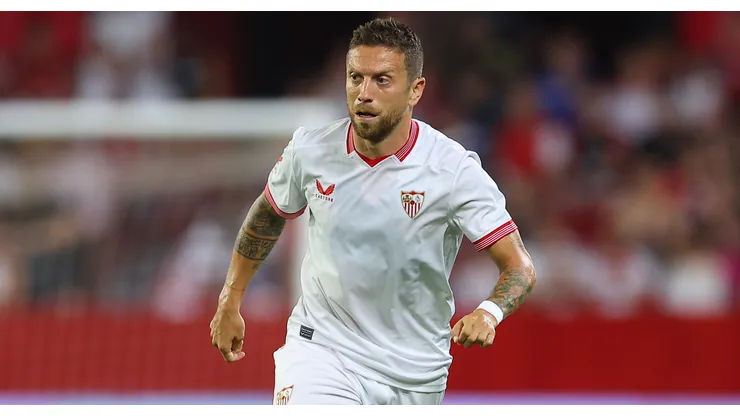 Papu Gómez busca club tras su salida del Sevilla