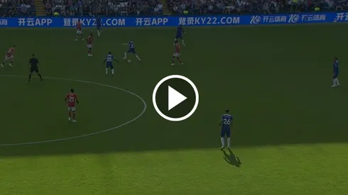 Este error de Moisés Caicedo le costó un gol a Chelsea