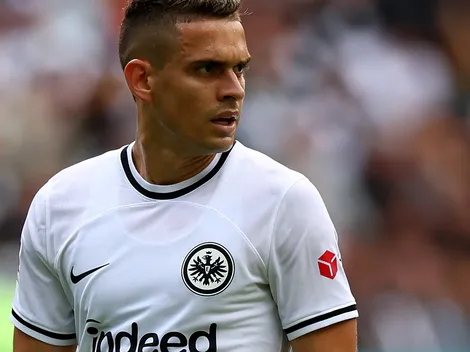 Santos Borré deja el Frankfurt