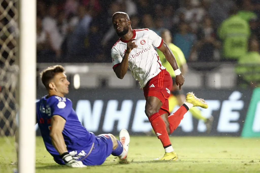 Enner Valencia viene de marcarle un doblete a Santos y ahora repitió contra Vasco Da Gama en el Brasileirao. (FOTO: GettyImages)