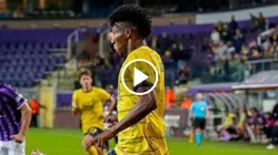 El delantero ecuatoriano estuvo muy cerca de anotar un golazo