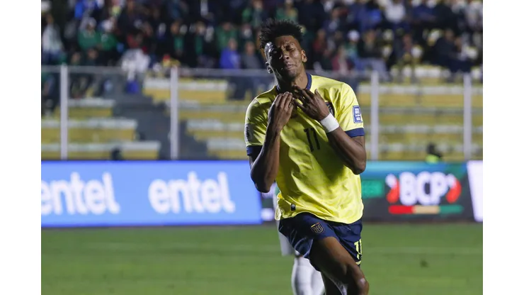 LA PAZ, BOLIVIA - OCTOBER 12: Kevin Rodriguez of Ecuador celebrates after scoring the team's second goal during the FIFA World Cup 2026 Qualifier match between Bolivia and Ecuador at Hernando Siles Stadium on October 12, 2023 in La Paz, Bolivia. (Photo by Gaston Brito Miserocchi/Getty Images)