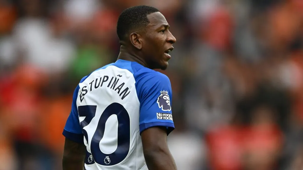 El ecuatoriano Pervis Estupiñán se prepara para volver en Brighton.