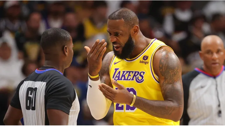 LeBron James en Nuggets vs. Lakers.