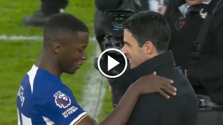 Así fue el importante abrazo y saludo de Moisés Caicedo y Mikel Arteta