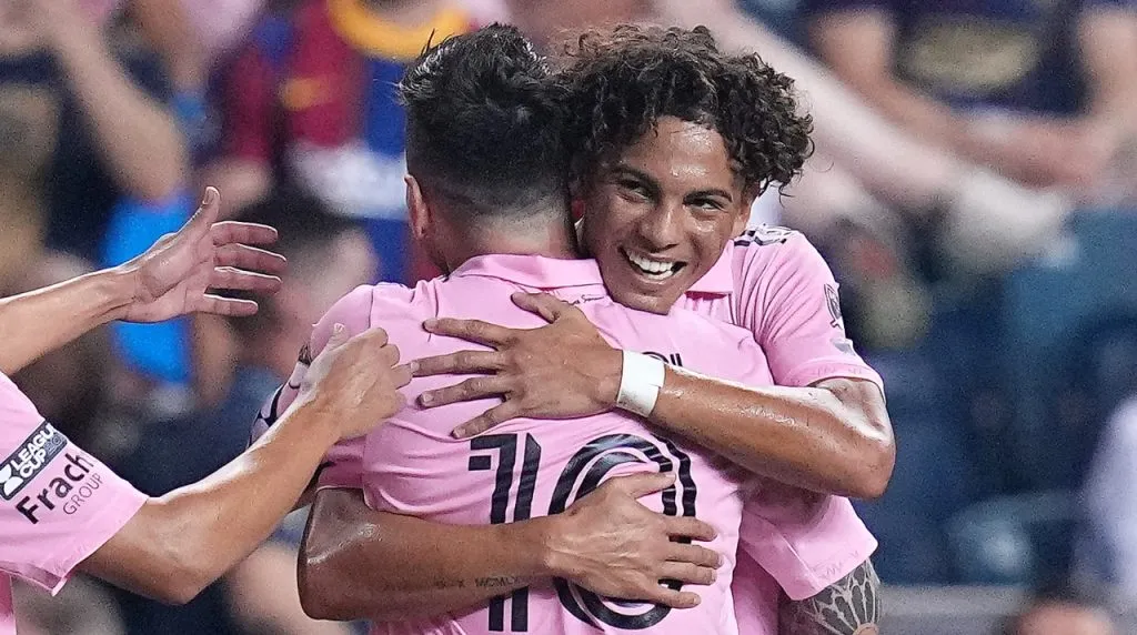 Lionel Messi con una de las joyas de Inter Miami. (Foto: Getty Images)