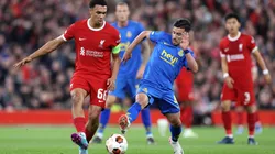 De no haber otro incidente, Trent Alexander-Arnold será capitán y titular ante Everton