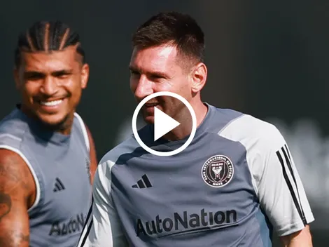 Video: El error de Messi que lo hizo pasar al centro en un rondo