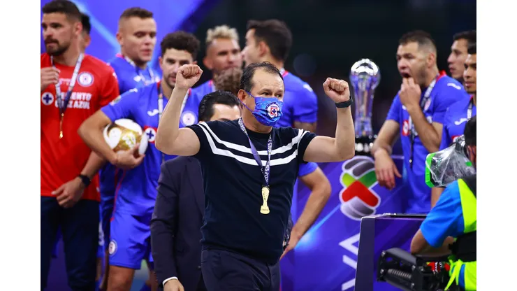 ¿Juan Reynoso al Cruz Azul si sale de la Selección Peruana?