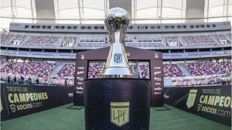 El Trofeo de Campeones se juega en cancha neutral.