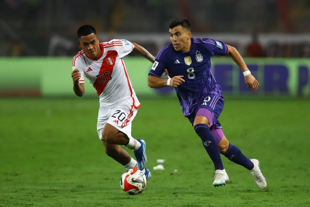 Joao Grimaldo ingresó en la segunda parte contra Argentina. (Foto: Getty).