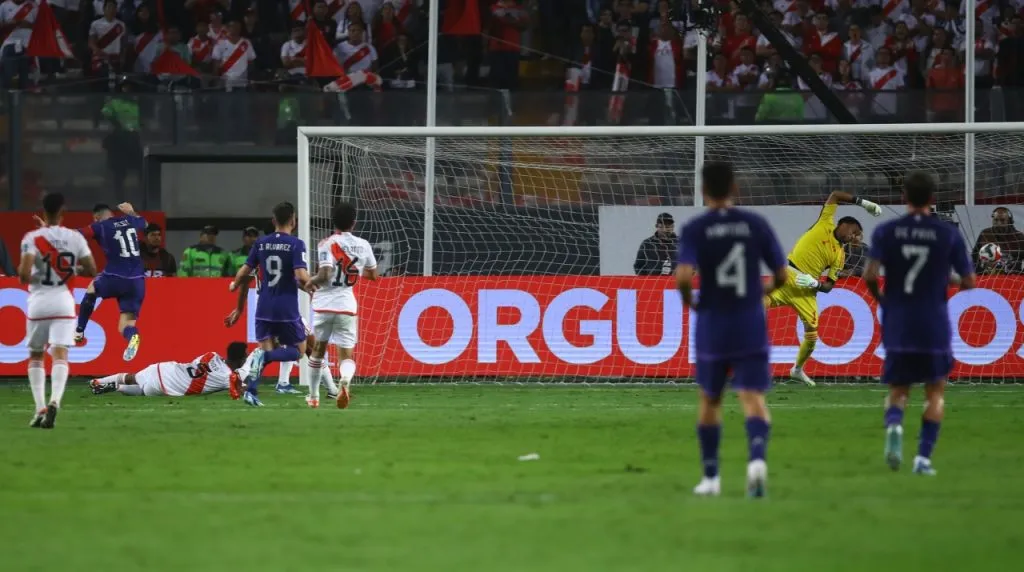 El segundo gol de Messi en Argentina vs Perú. (Foto: Getty Images)