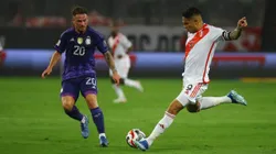 Paolo Guerrero salió con molestias en Liga de Quito