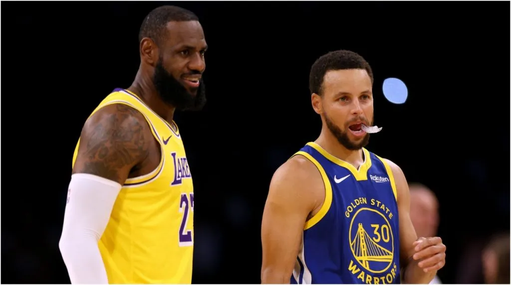 LeBron James y Stephen Curry está listos para ser protagonistas en la Conferencia Oeste de la NBA (Foto: Harry How / Getty Images)